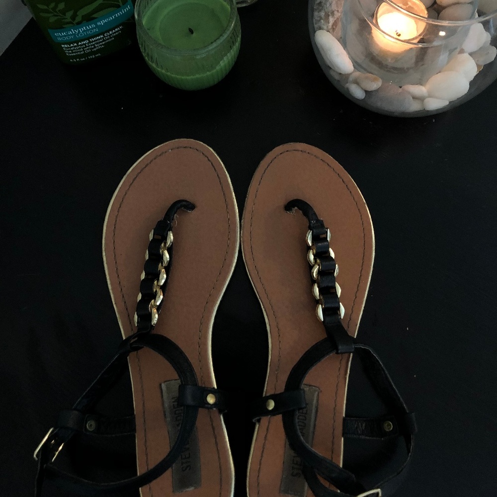 Steve Madden Gold and Black Sandals